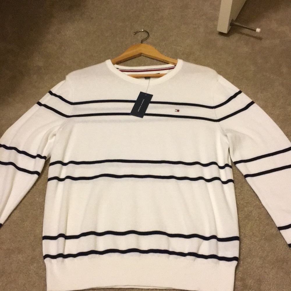 Tommy Hilfiger knitted top, Brand new!